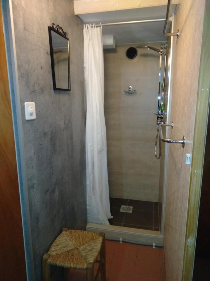 Petit Chalet Rustique Et Bucolique Bovernier Ngoại thất bức ảnh