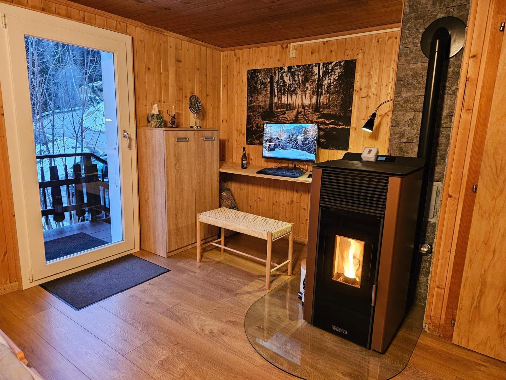 Petit Chalet Rustique Et Bucolique Bovernier Ngoại thất bức ảnh